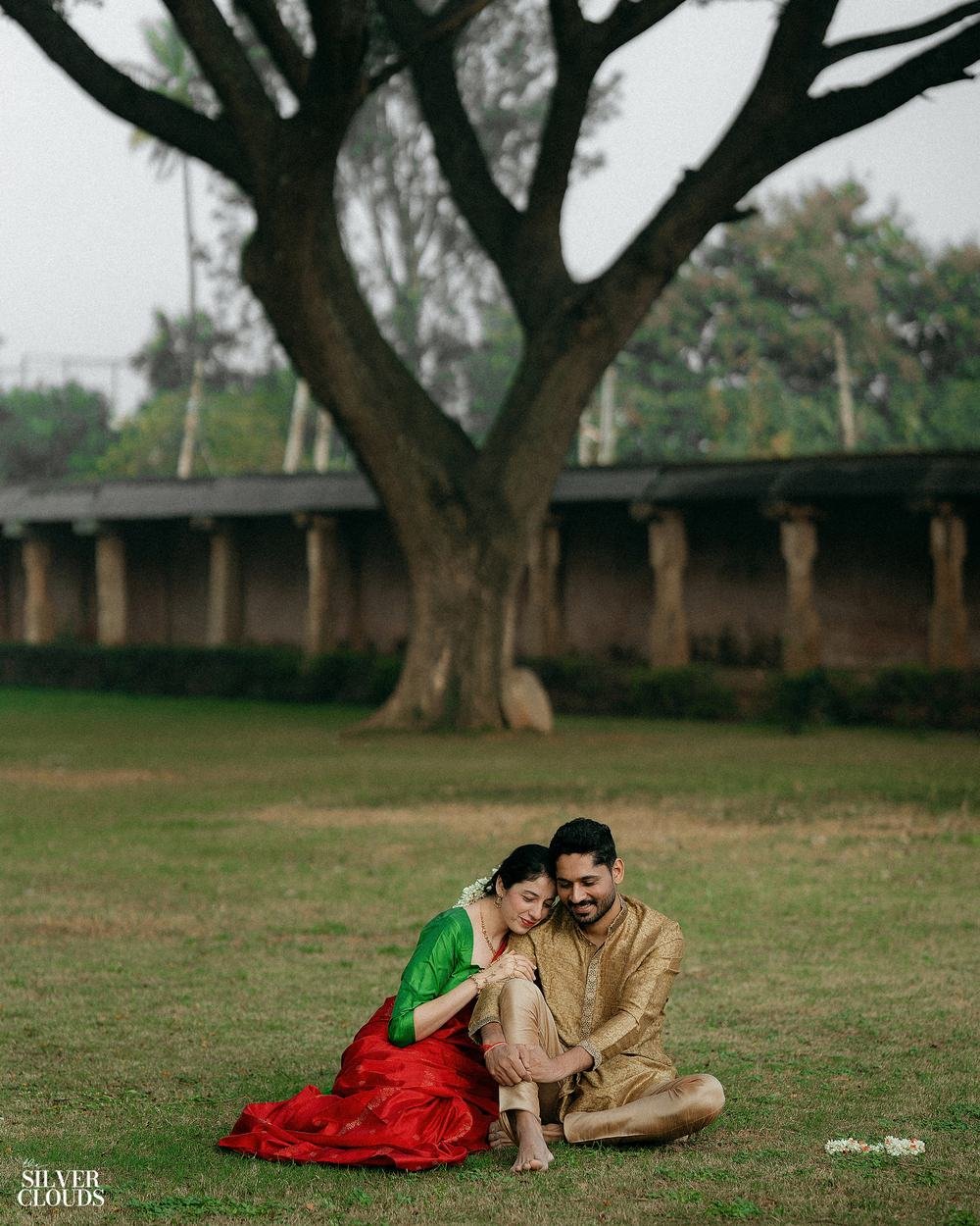 Under the old tree, the whole field to themselves